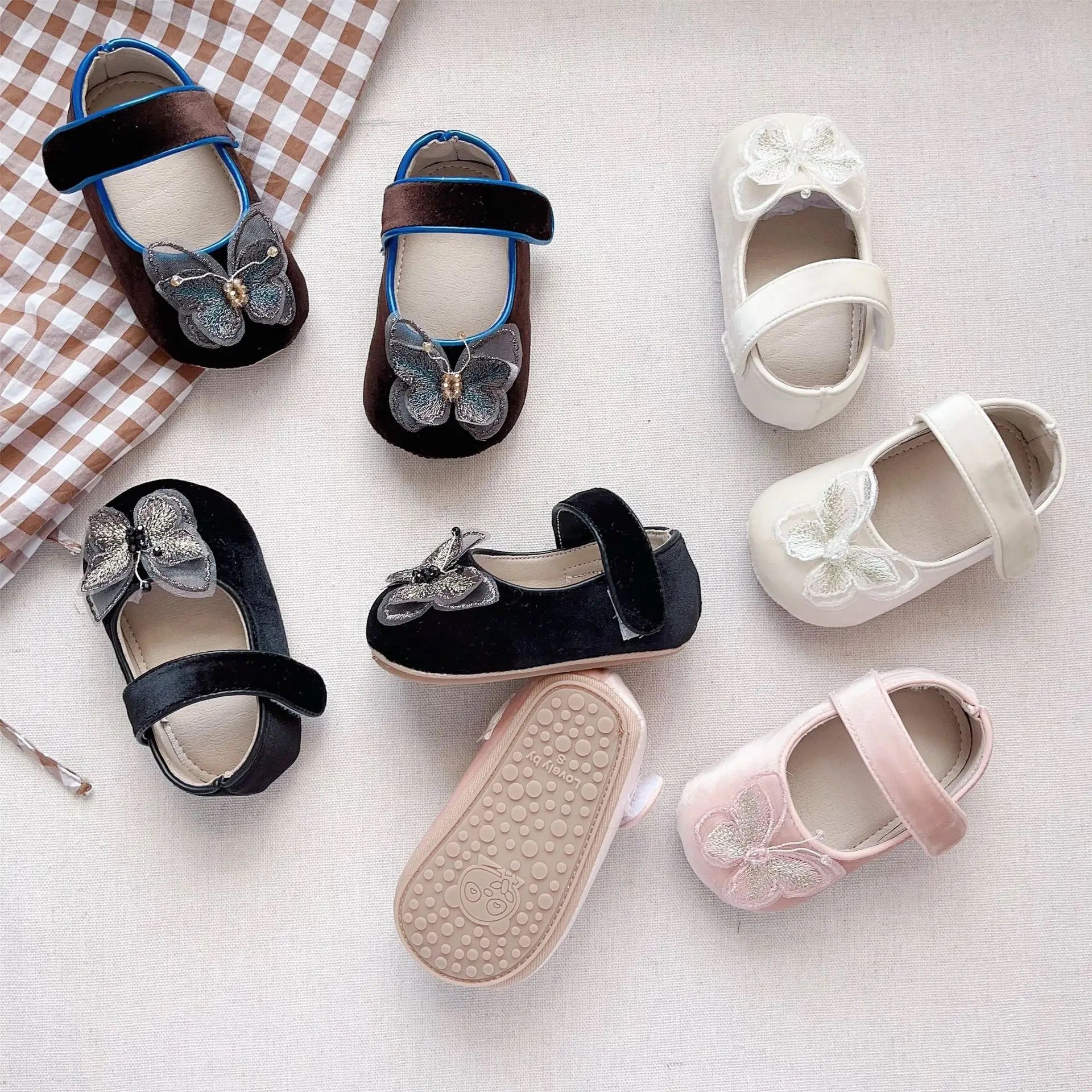 Newborn baby footwear best sale