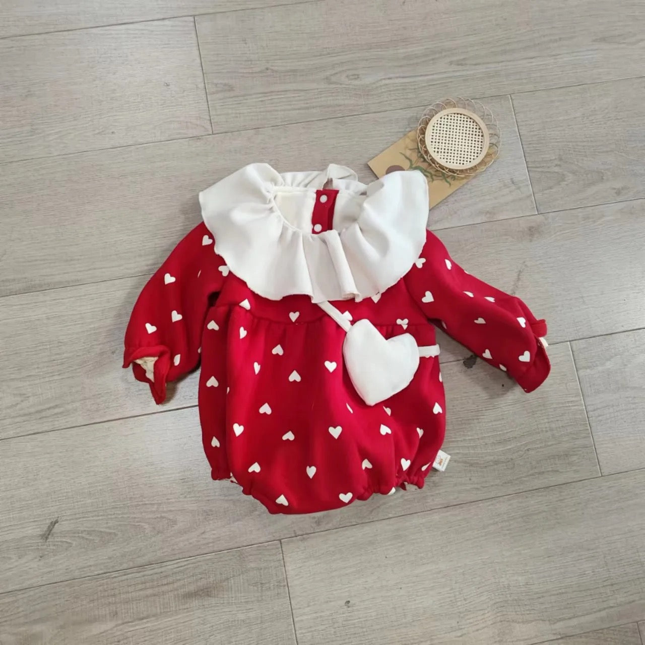 Yinu heart romper