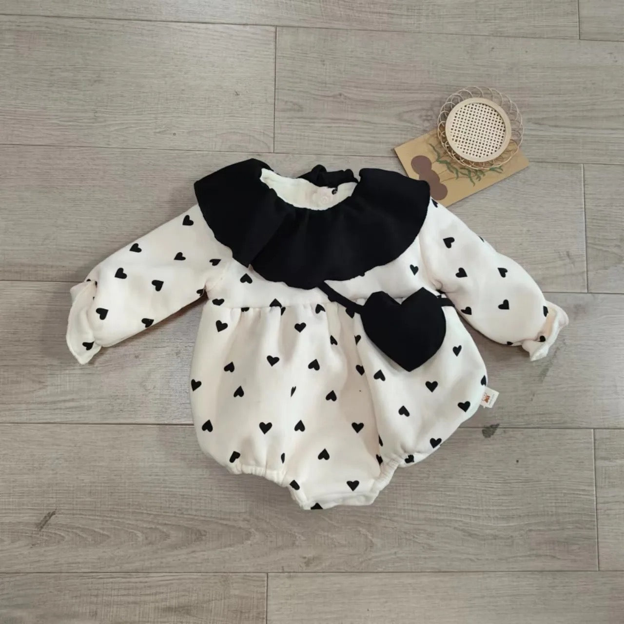 Yinu heart romper